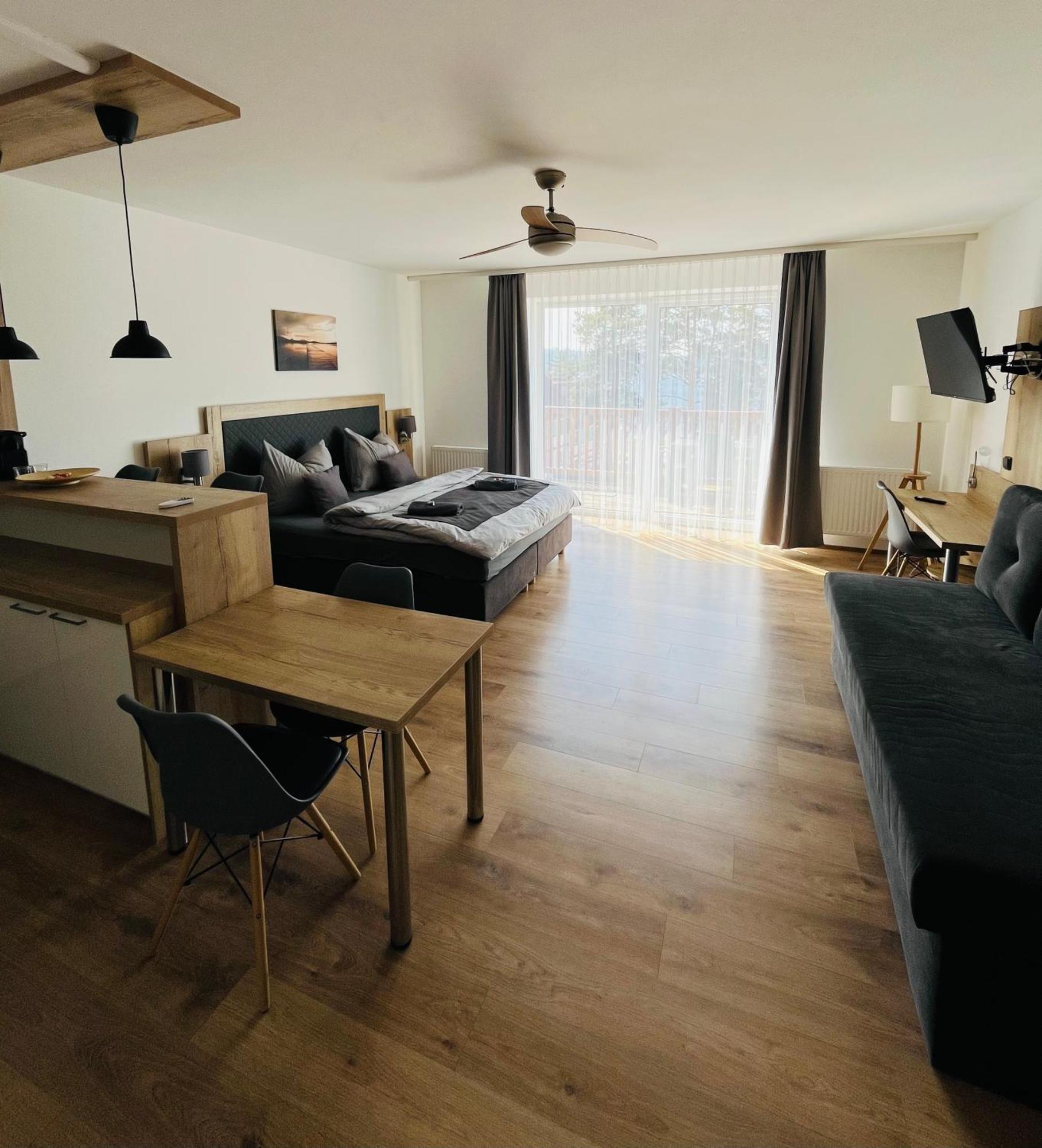 Lipno Beach Apartment Lipno nad Vltavou Dış mekan fotoğraf